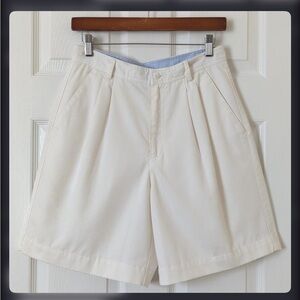 Liz Claiborne 90's Vintage Preppy Pleated High Waisted Wide Leg Shorts